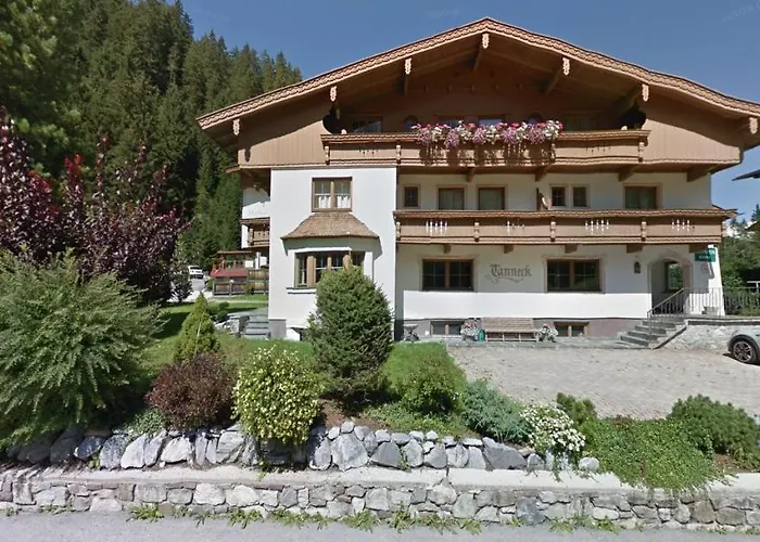 Haus Tanneck * 图克斯
