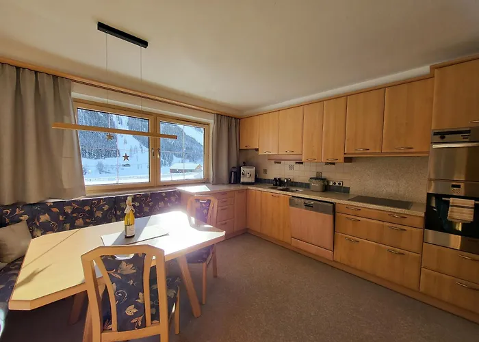 Haus Tanneck 图克斯