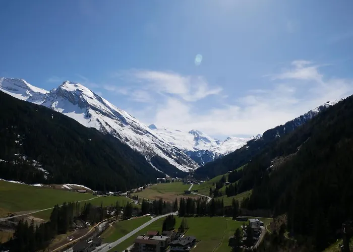 Haus Tanneck 图克斯